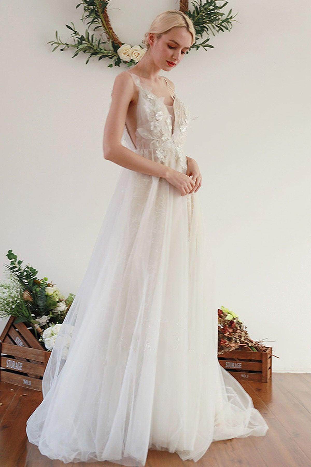 A-Line Sweep-Brush Train Lace Tulle Wedding Dress CW3046 - COCOMELODY
